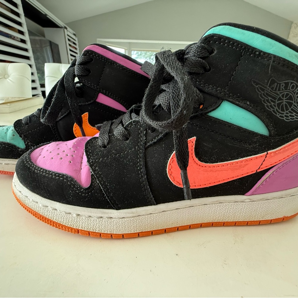 Nike Air Jordan 1 Mid Candy Multicolor GS Size 5.5Y YOUTH Sneakers